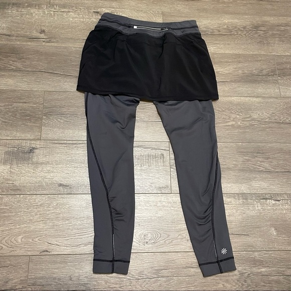 Athleta 2-In-1 Skirt Leggings In Black and Gray Size Small. - Picture 2 of 9
